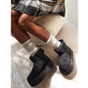 UGG Women's Classic Mini Platform Boot